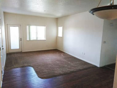 200 N E Street 1-3 Beds Apartment for Rent Photo Gallery 1